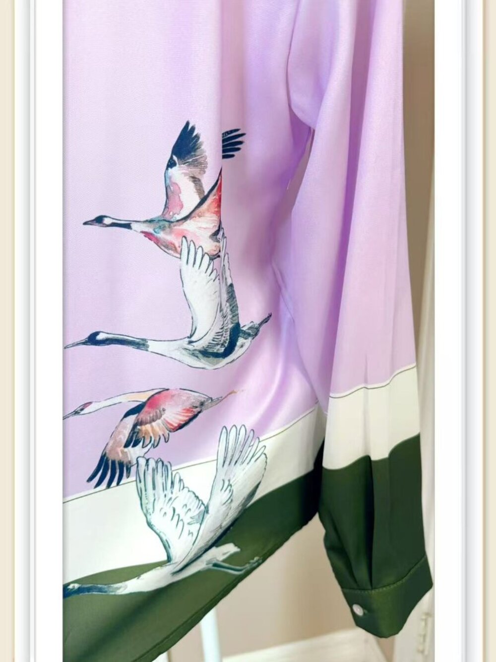 Colorblock Lavender Silk bird graphic print shirt Size M